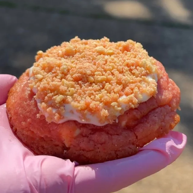 Strawberry Crunch Cookie